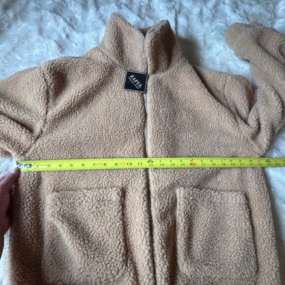 ZAFUL Tan Teddy Soft Fleece Jacket Ladies Size Small NWT - Picture 10 of 12